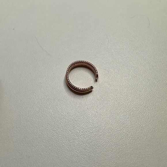 Pura Vida Ear Cuff - Picture 4 of 6